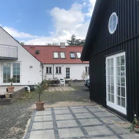Country-living With A Lovely View And Own Terrace, Entrance And Parking * Roskilde