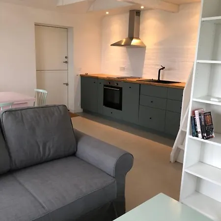 Apartment Country-living With A Lovely View And Own Terrace, Entrance And Parking *