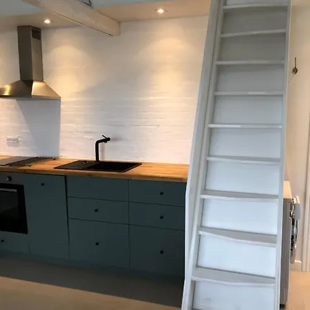 Apartment Country-living With A Lovely View And Own Terrace, Entrance And Parking *